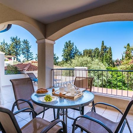 Cozy Apartment In Paphos Beautiful Complex Buitenkant foto