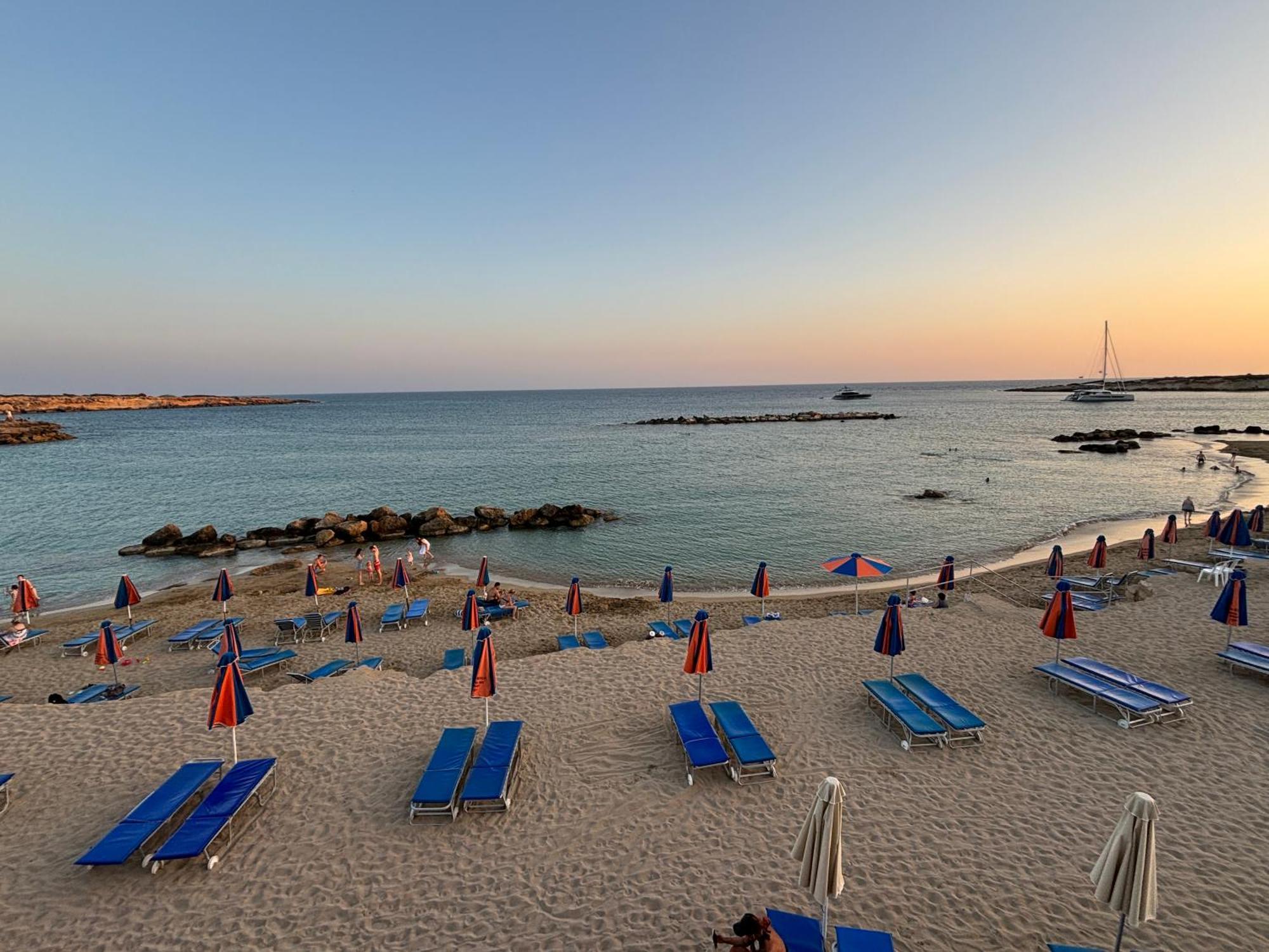 Cozy Apartment In Paphos Beautiful Complex Buitenkant foto